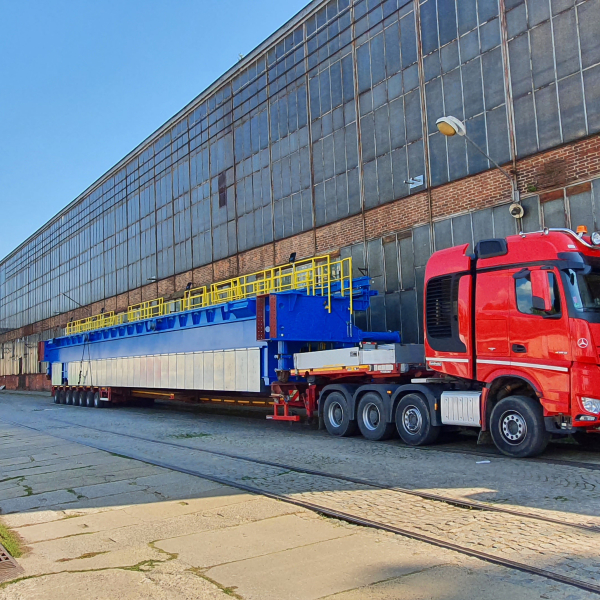 Transport of part of a bridge crane